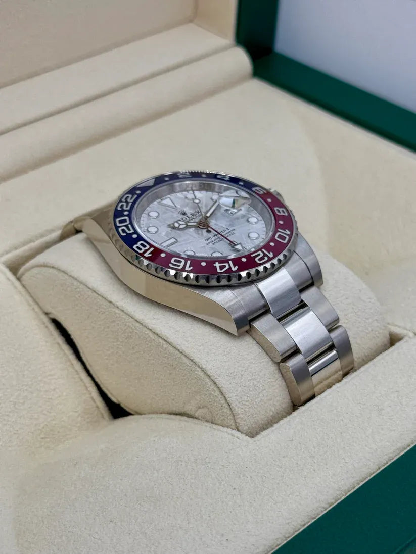 Rolex GMT-Master II Watch 40mm 126719BLRO-0002