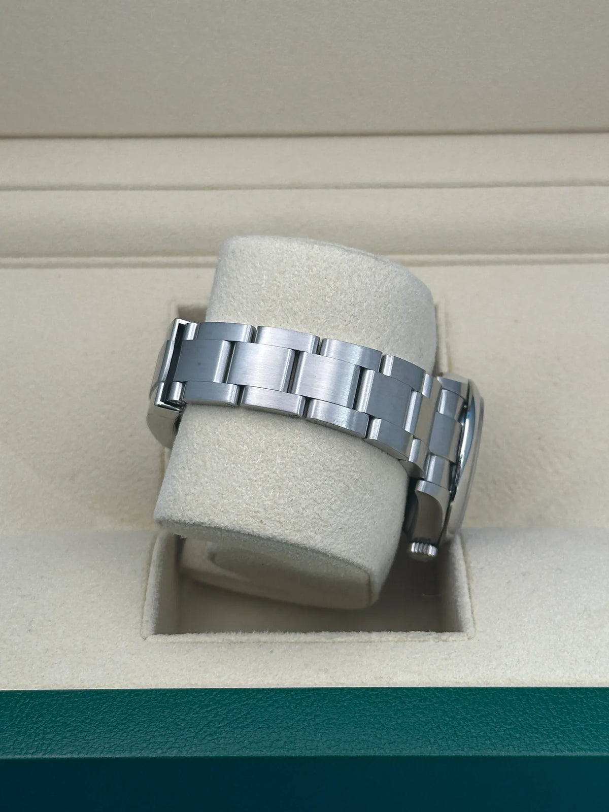 Rolex Oyster Perpetual 28 Watch 28mm 276200-0011