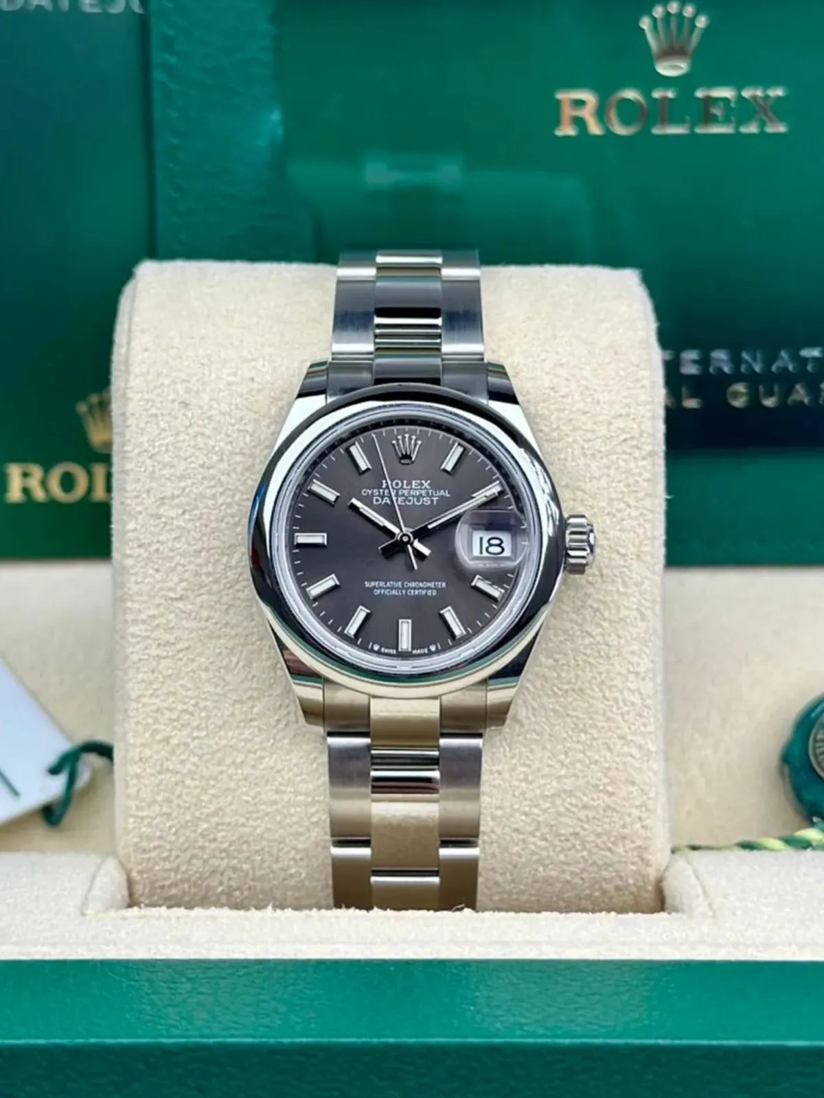 Rolex Oyster Perpetual Watch 28mm 276200-0010