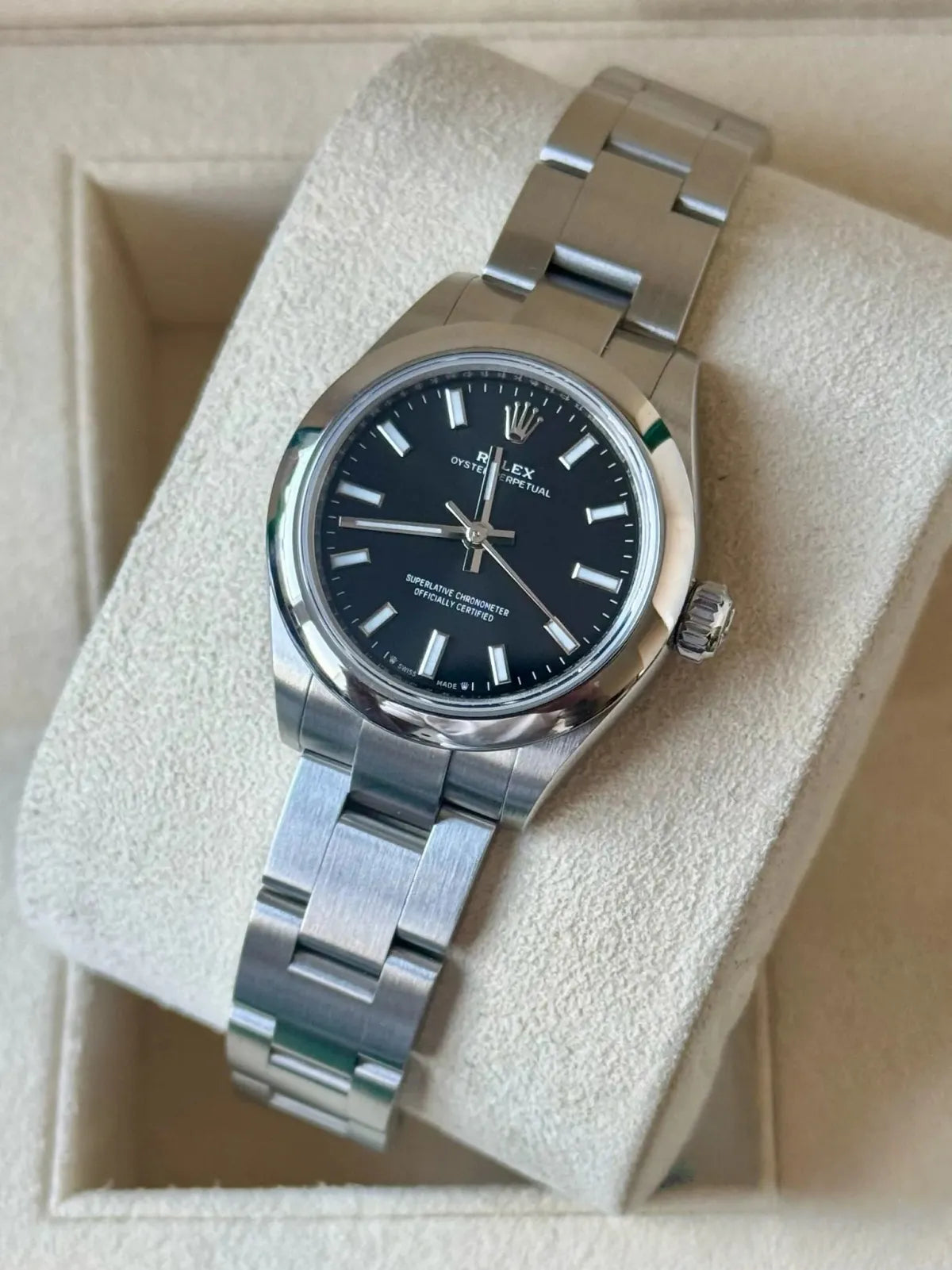 Rolex Oyster Perpetual Watch 28mm 276200-0010