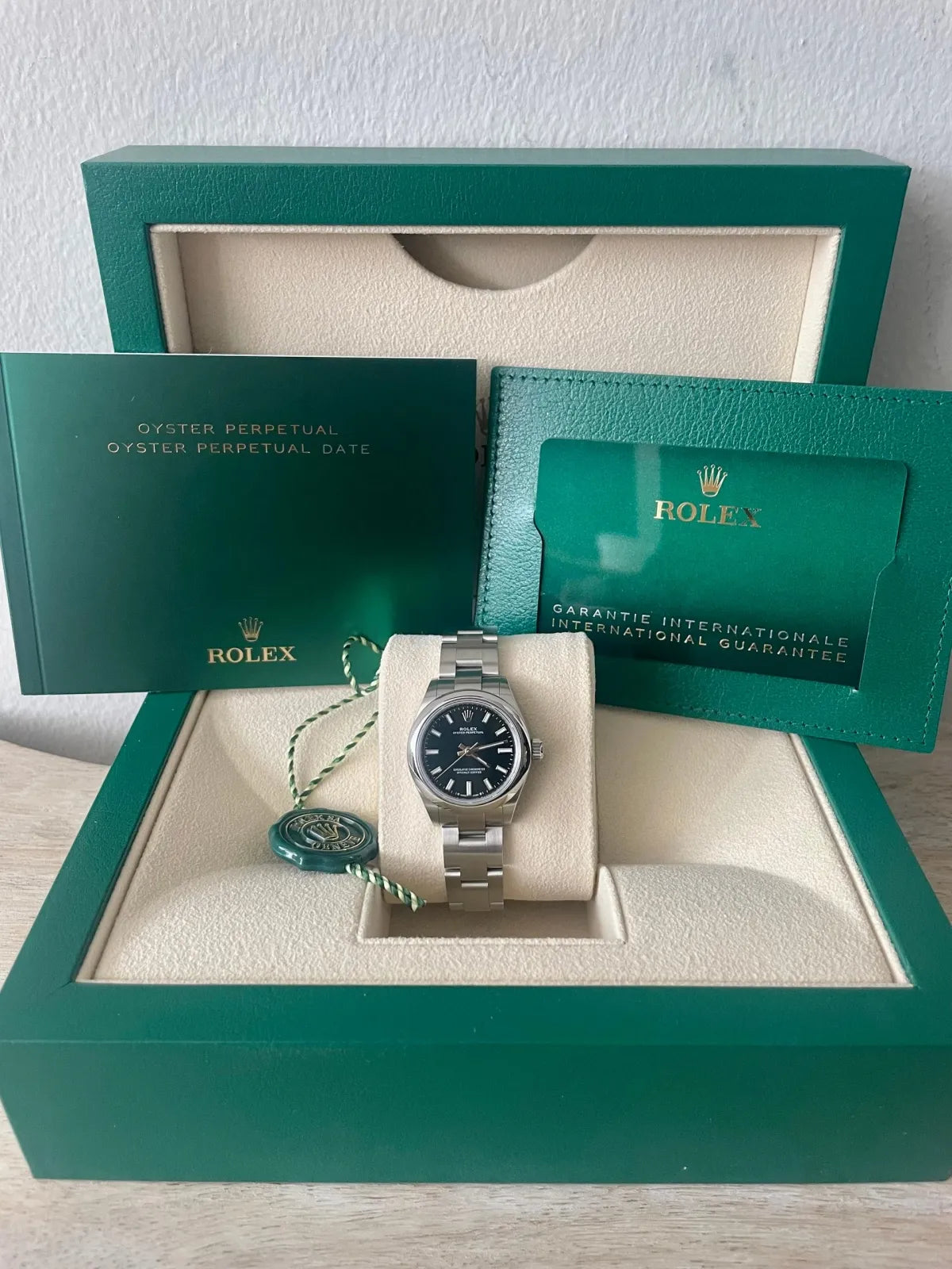 Rolex Oyster Perpetual Watch 28mm 276200-0010