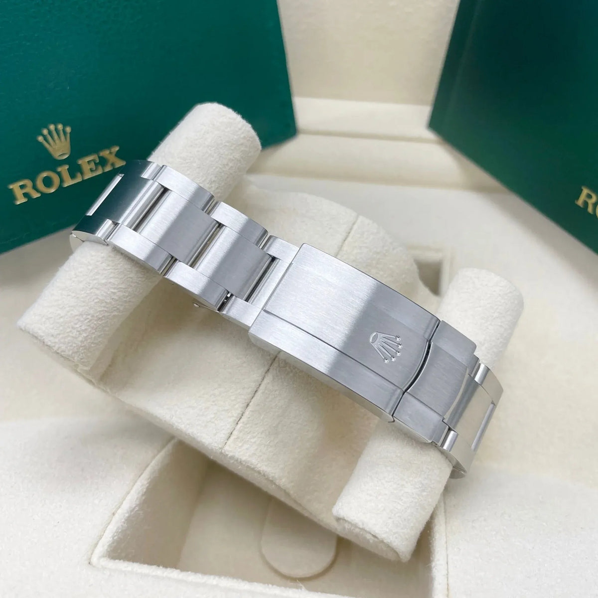 Rolex Oyster Perpetual Watch 36mm 126000-0004