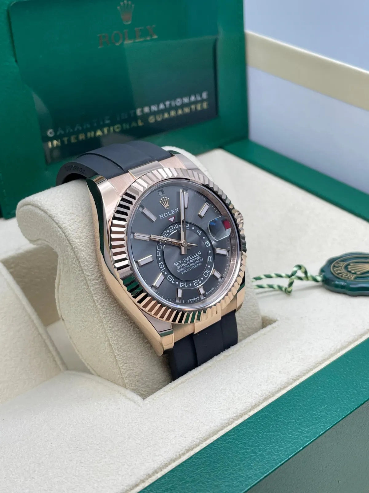 Rolex Sky-Dweller Watch 42mm 336235