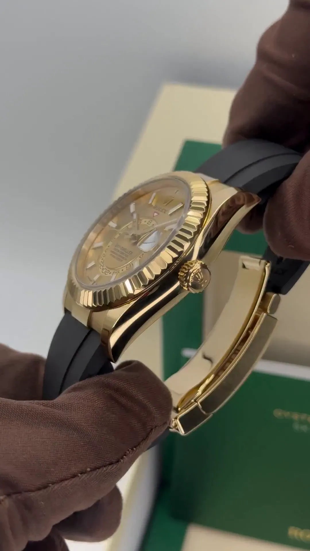 Rolex Sky-Dweller Watch 42mm 336238-0001