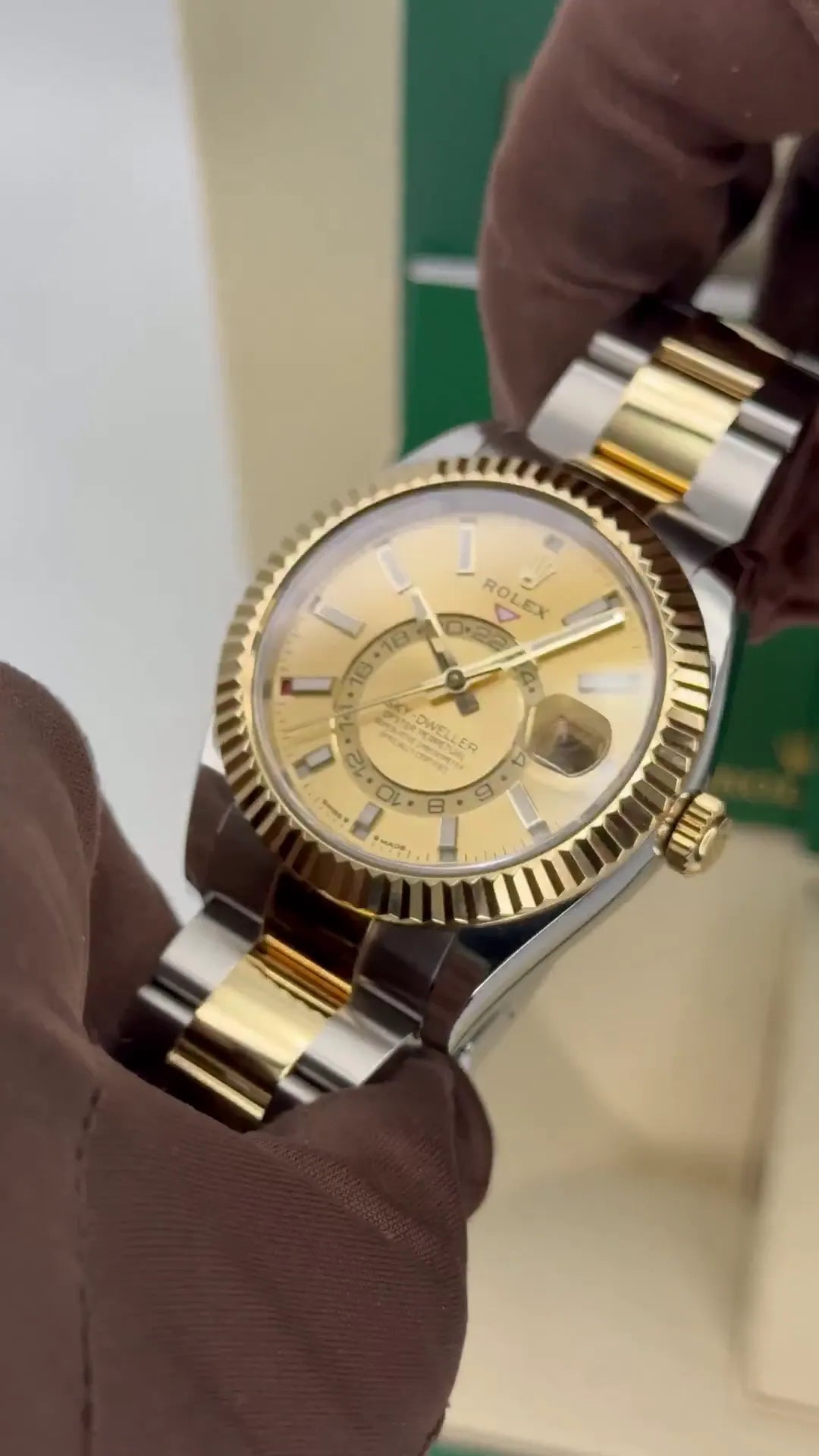 Rolex Sky-Dweller Watch 42mm 336933-0001