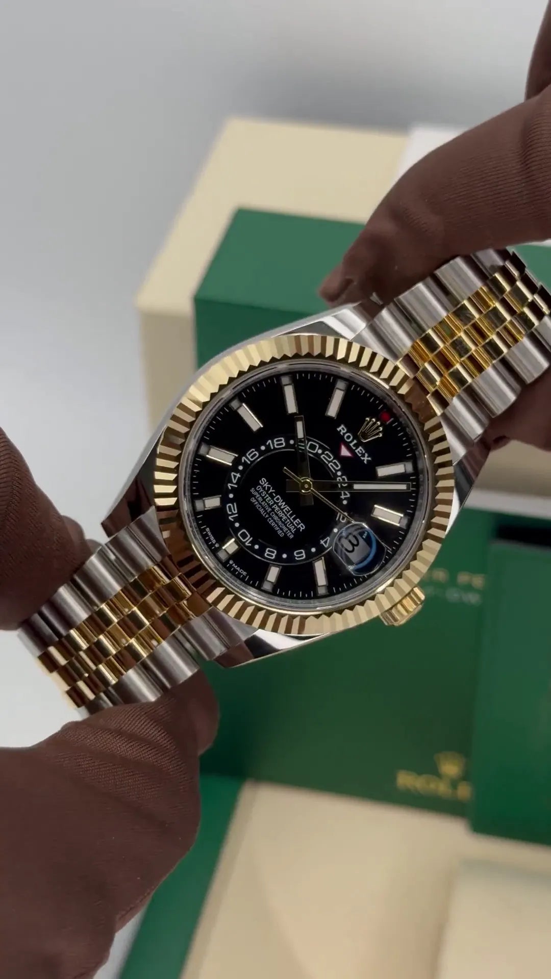 Rolex Sky-Dweller Watch 42mm 336933-0004