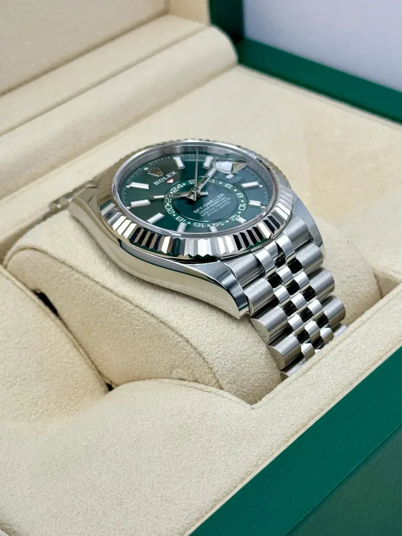 Rolex Sky-Dweller Watch 42mm 336934-0002