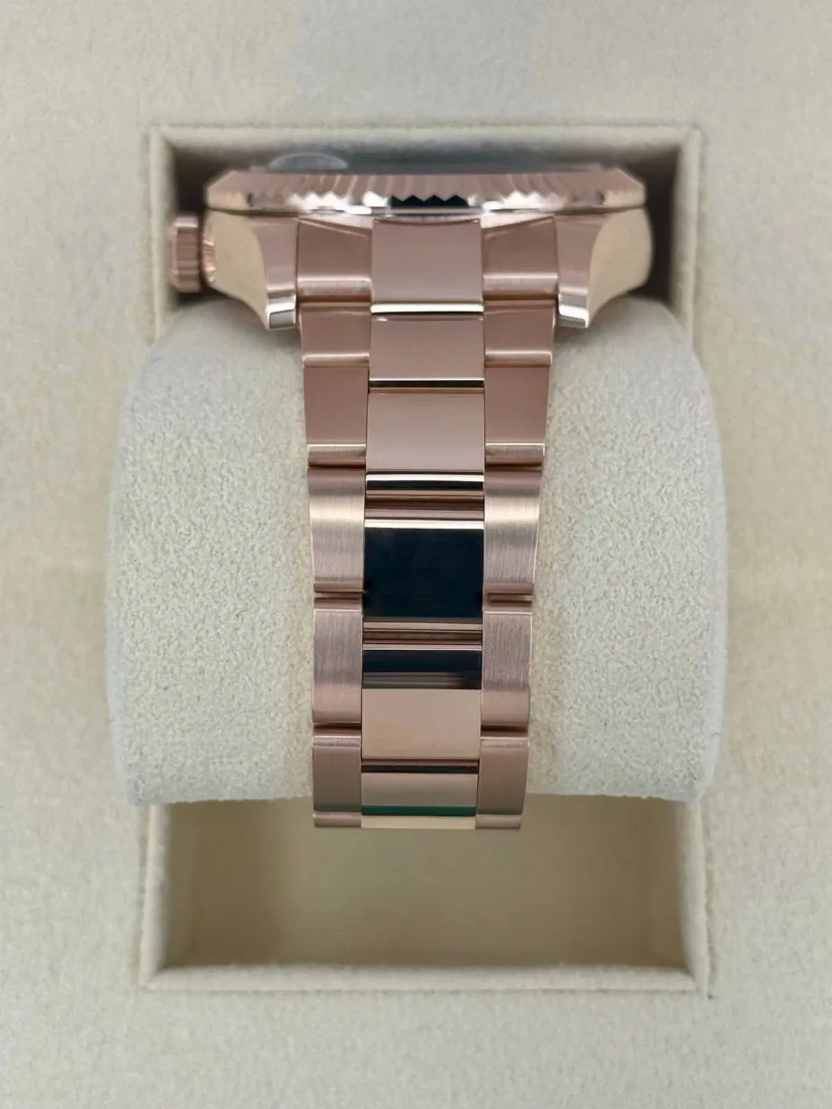 Rolex Sky-Dweller Watch 42mm 336935-0001