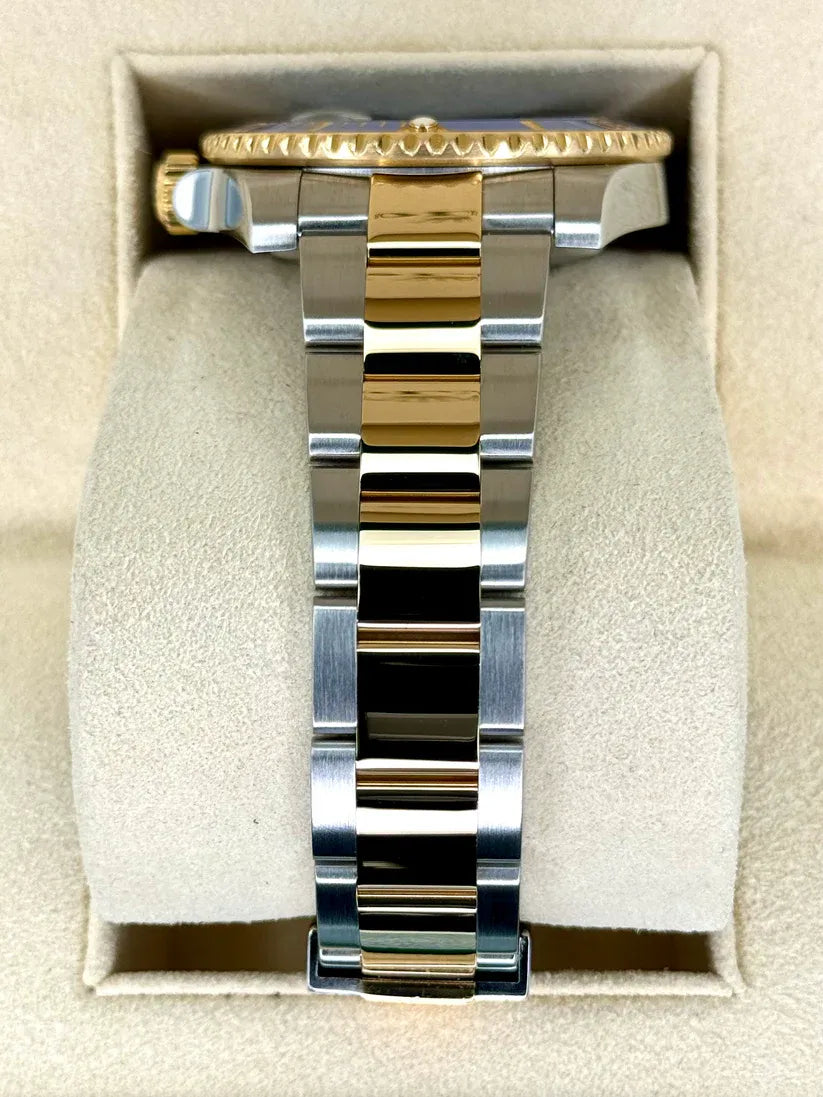 Rolex Submariner Watch 40mm 116613LB