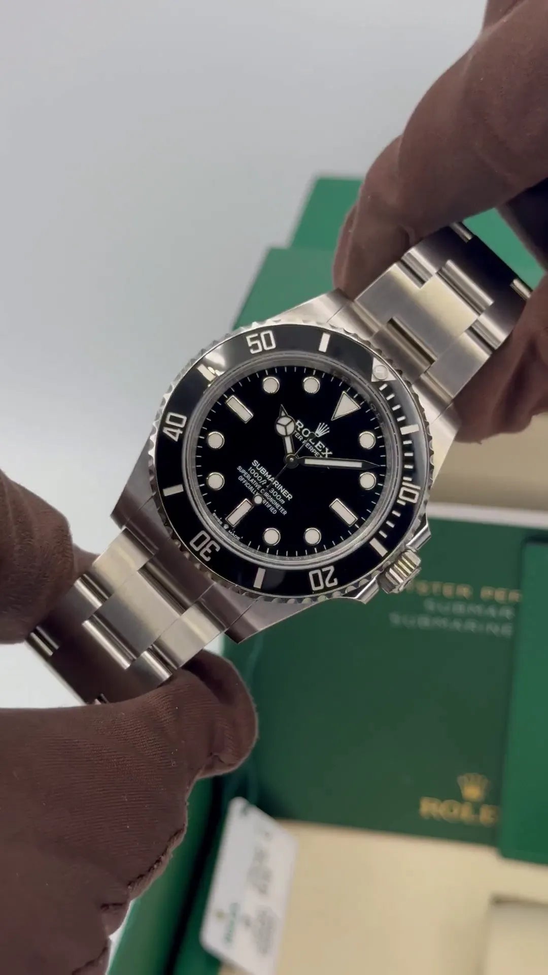 Rolex Submariner Watch 41mm 124060