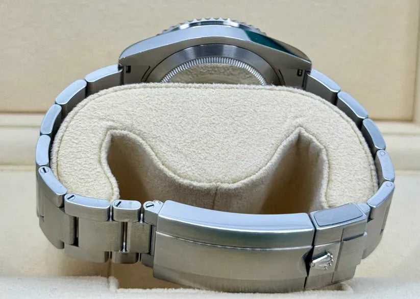 Rolex Submariner Watch 41mm 124060