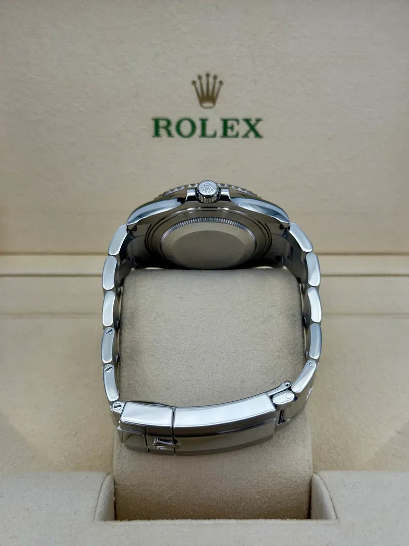 Rolex Yacht-Master Watch 37mm M268622-0002