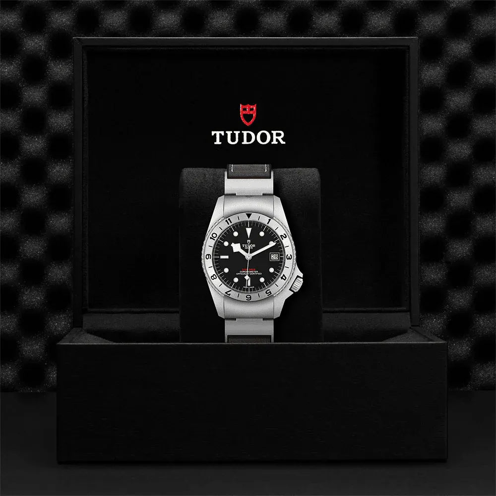 Tudor Black Bay P01 Watch 42mm M70150-0001